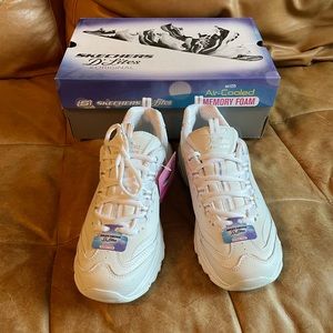 Skechers D’Lites fresh start white leather sneakers / tennis shoes - NWT
